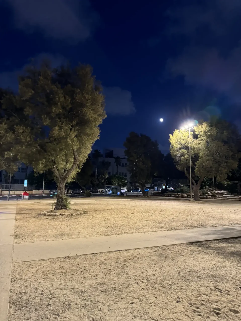 Independence Park in Tel Aviv, am Abend